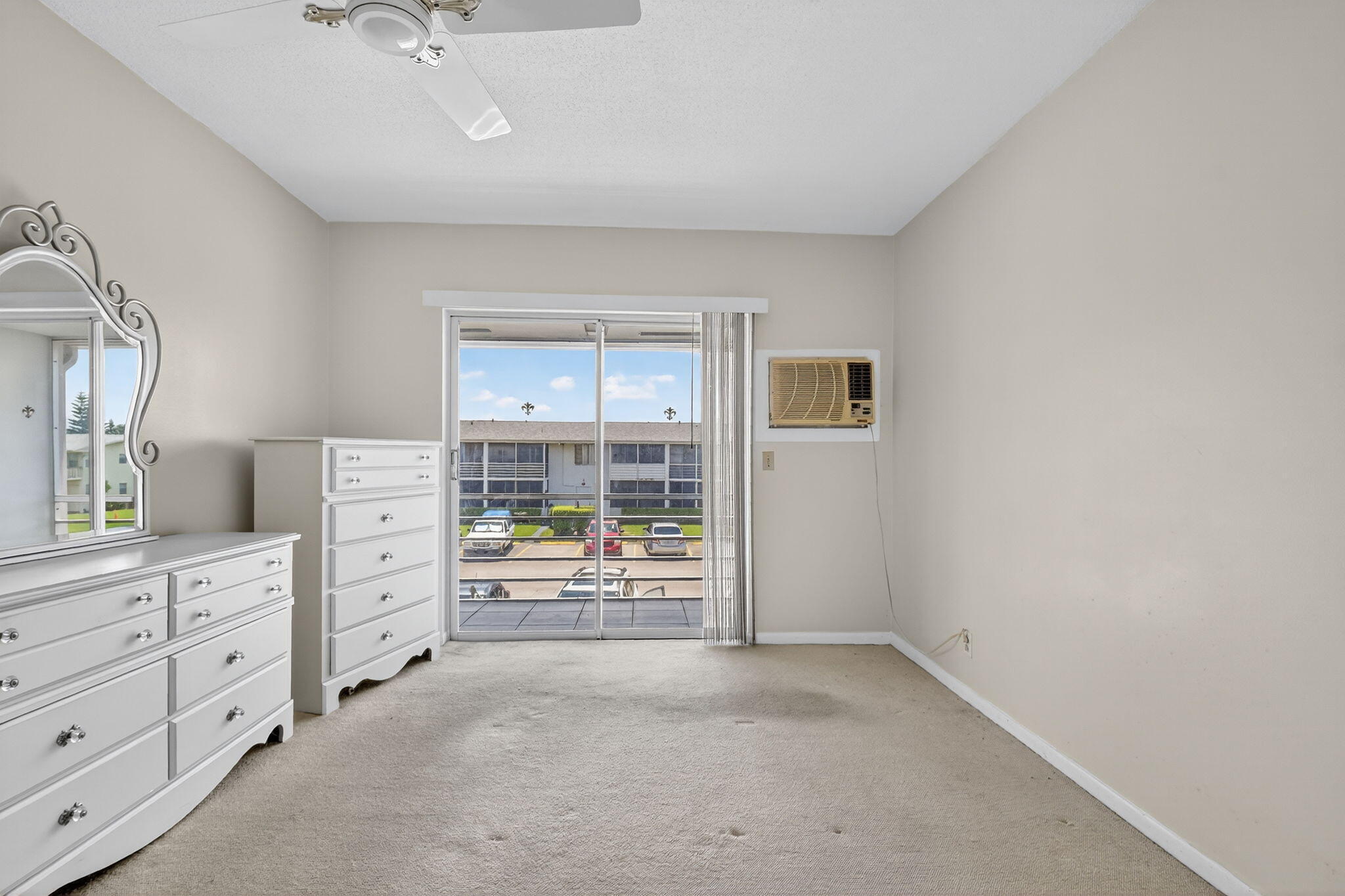 CENTURY VILLAGE EASTHAMPTON CONDO - Residential