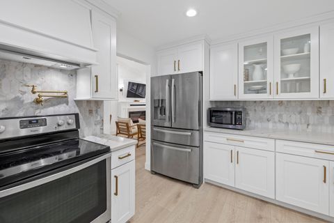 Tiny photo for 1145 Hickory Trail, Wellington, FL 33414 (MLS # B26012177)