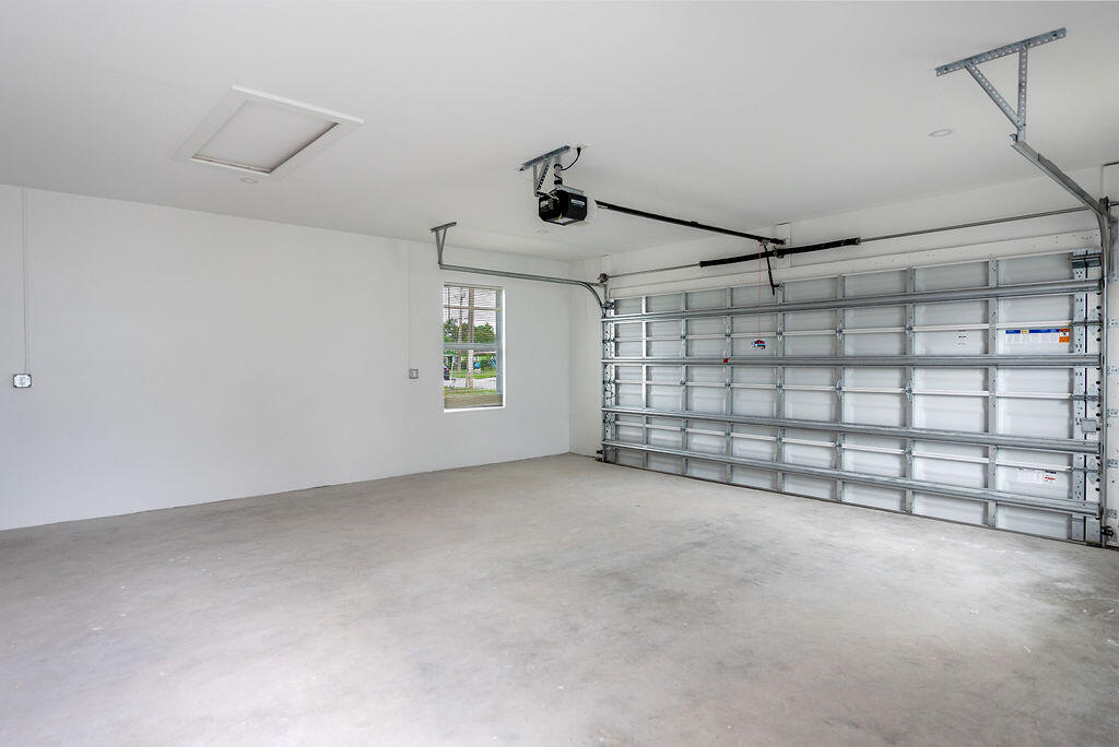 CHERRY HILLS - Residential Lease