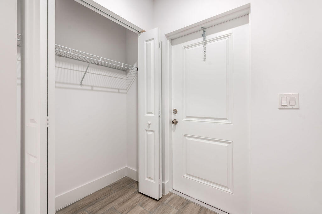 CHERRY HILLS - Residential Lease