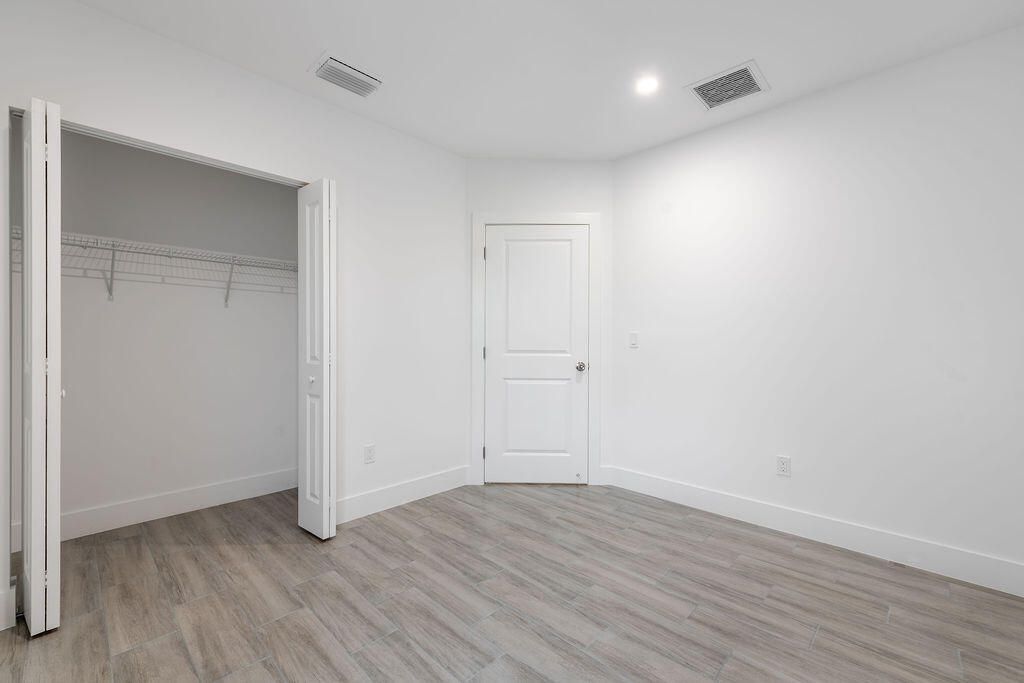 CHERRY HILLS - Residential Lease