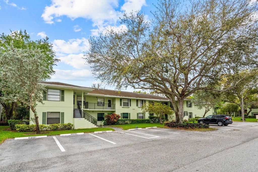 Photo of 2001 Sabal Ridge Ct #A, Palm Beach Gardens, FL 33418 (MLS # R11075344)