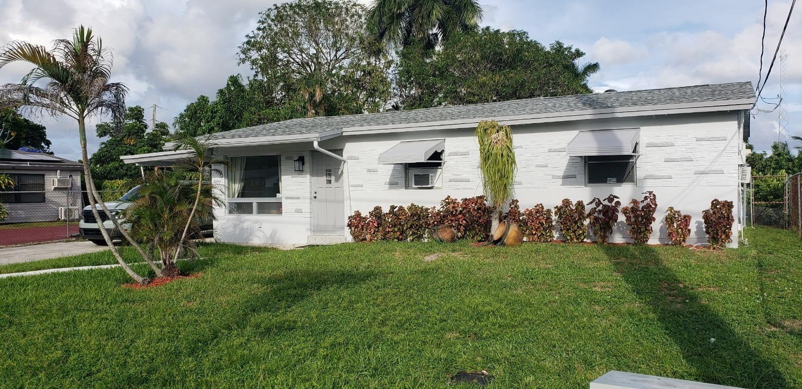 4916 SW 43rd Ter