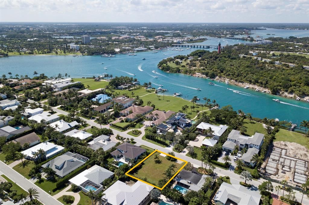 Photo of 115 Lighthouse Drive, Jupiter Inlet Colony, FL 33469 (MLS # R10752269)