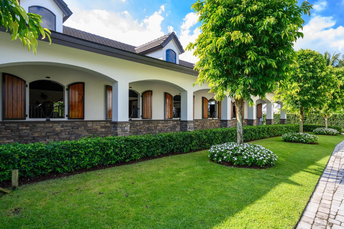 GRAND PRIX VILLAGE SOUTH - Residential