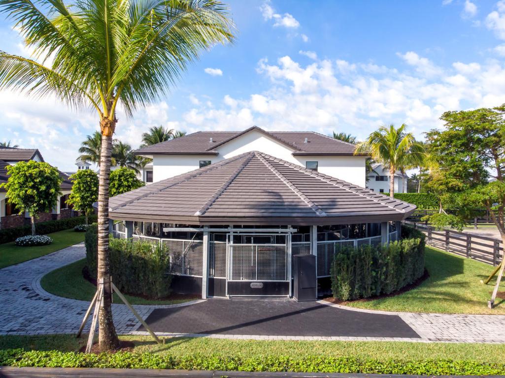 GRAND PRIX VILLAGE SOUTH - Residential