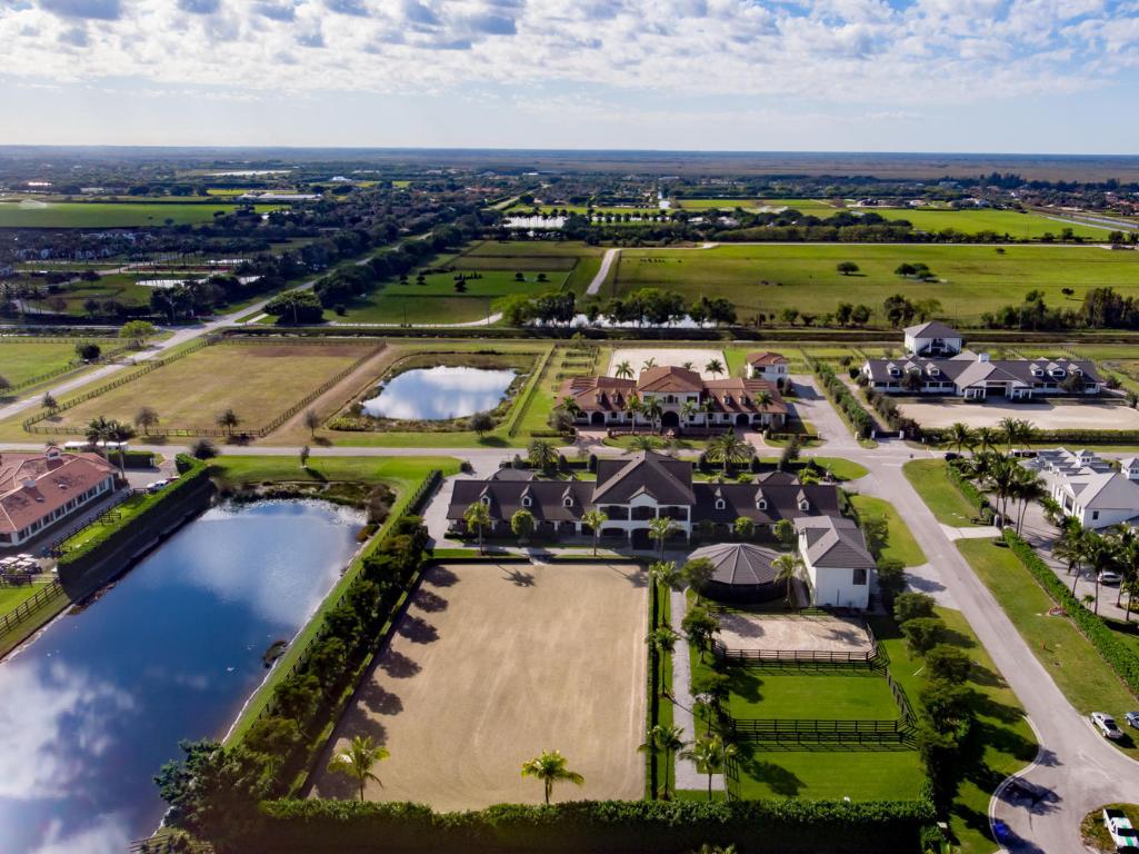 GRAND PRIX VILLAGE SOUTH - Residential