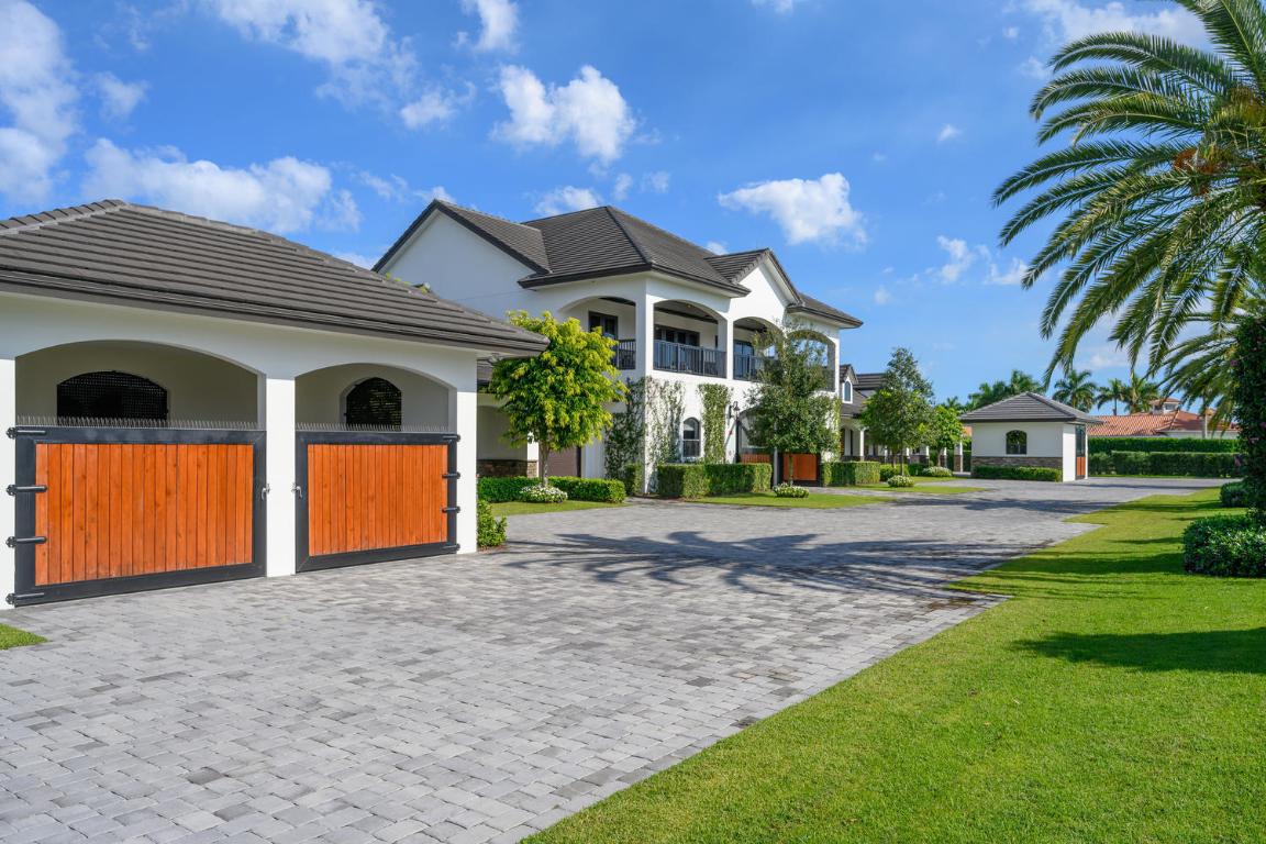 GRAND PRIX VILLAGE SOUTH - Residential