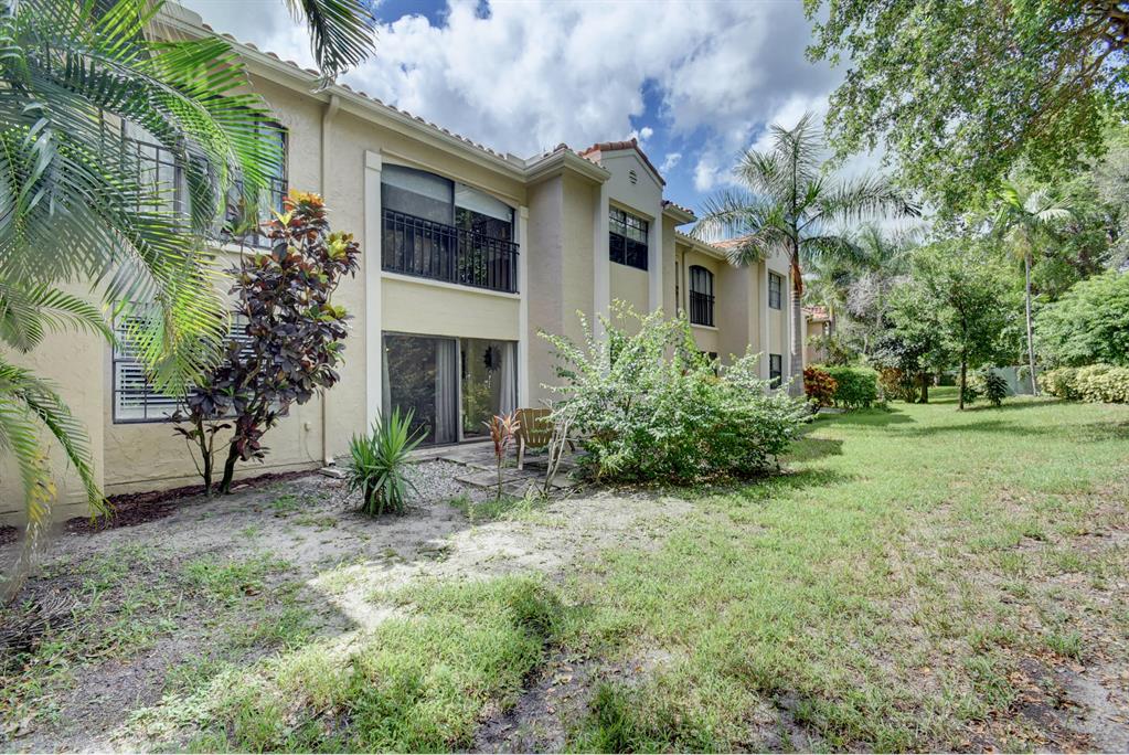 PROVENCE CONDO - Residential