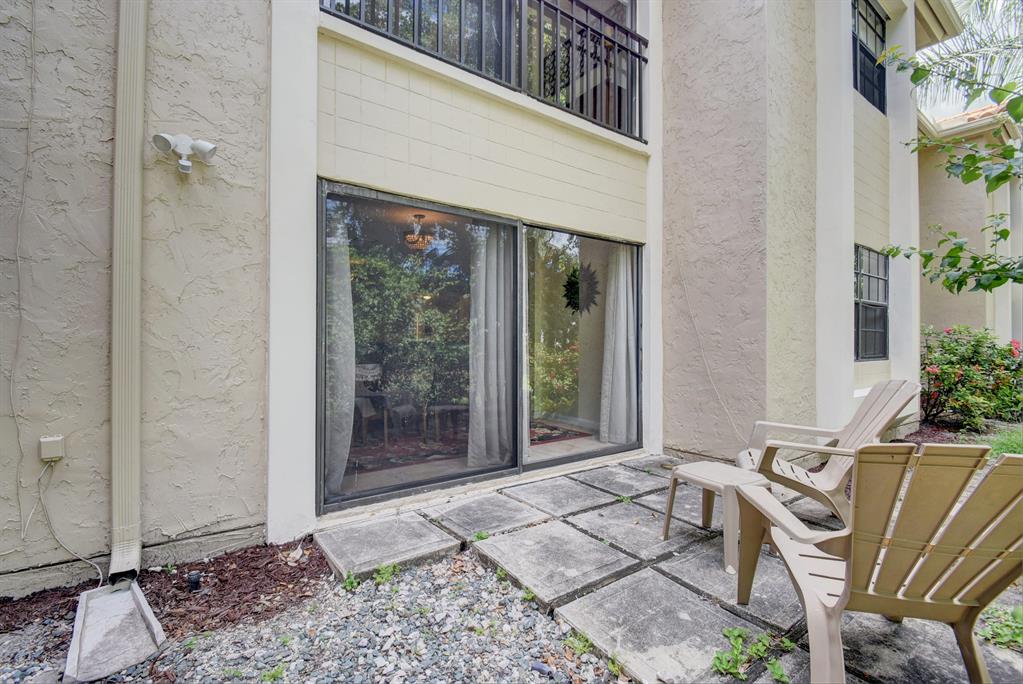 PROVENCE CONDO - Residential