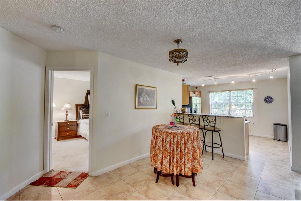 PROVENCE CONDO - Residential