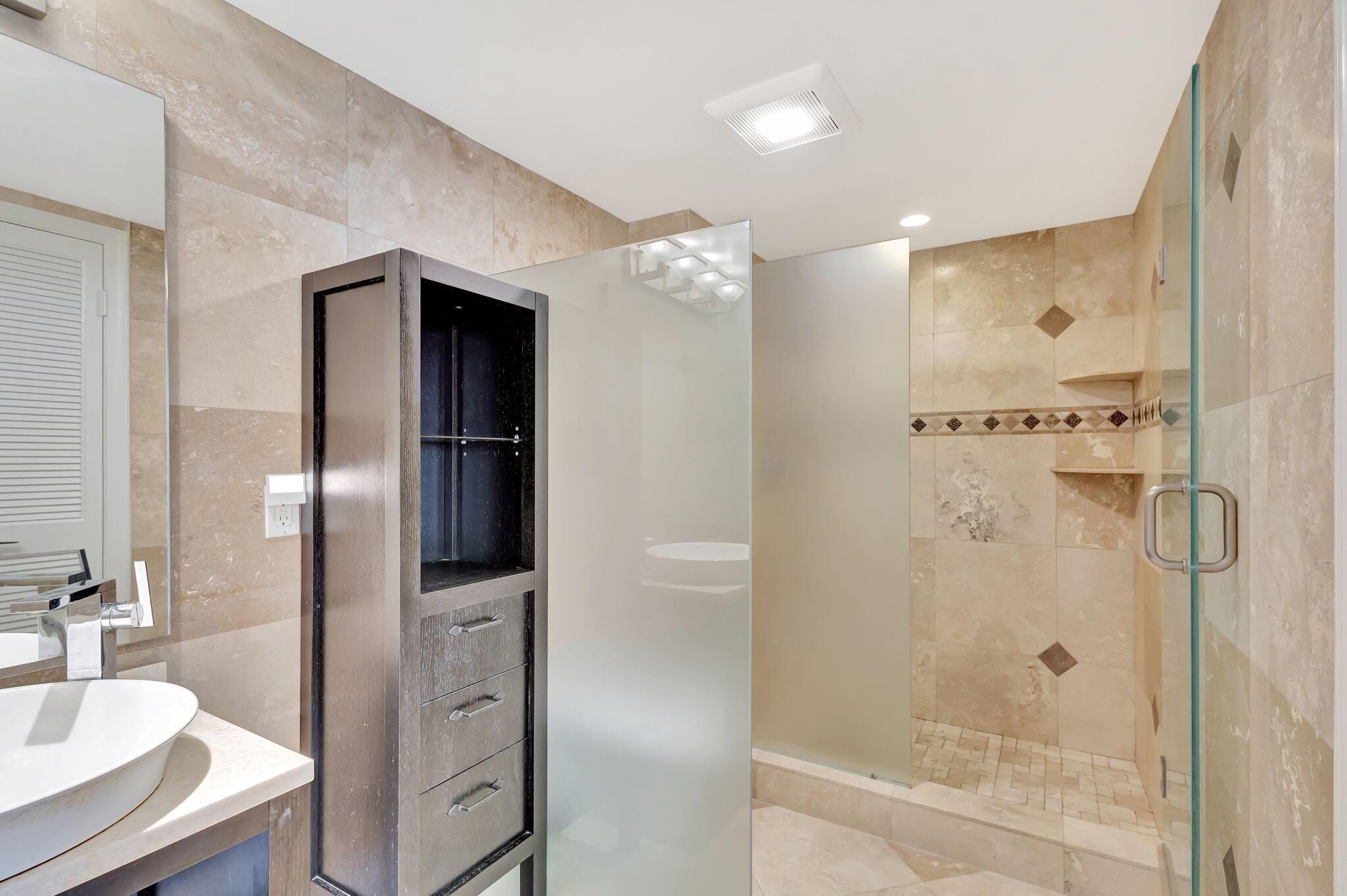 TEQUESTA TOWERS CONDO - Residential Lease