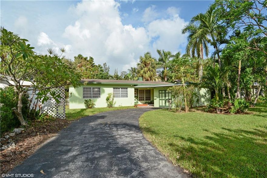 DON'T MISS THIS OPPORTUNITY, RARELY AVAILABLE IN SOUGHT AFTER LAUDERDALE HARBORS.  THIS 3 BEDROOM, 2 BATH CAN BE YOURS TO MAKE YOUR OWN DREAM HOME IN A DREAM LOCATION.  CLOSE TO BEACH, SHOPPING, RESTAURANTS AND LAUDERDALE YACHT CLUB.