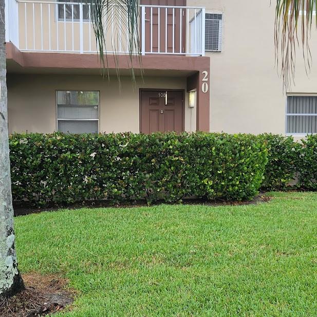 ORIOLE GARDENS 20 - Residential