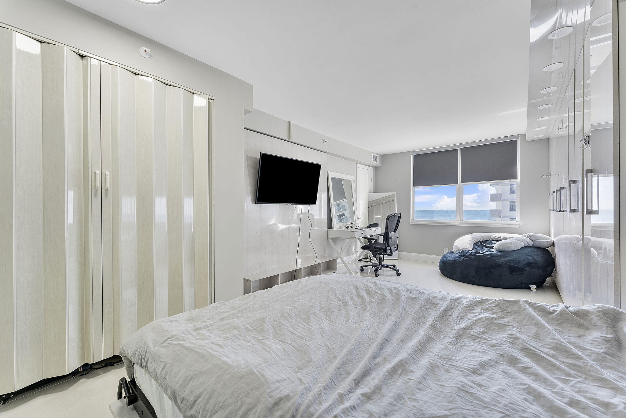 45 OCEAN CONDO - Residential