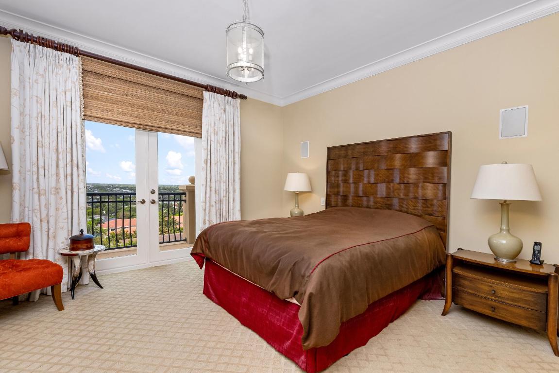 Luxuria - Residential