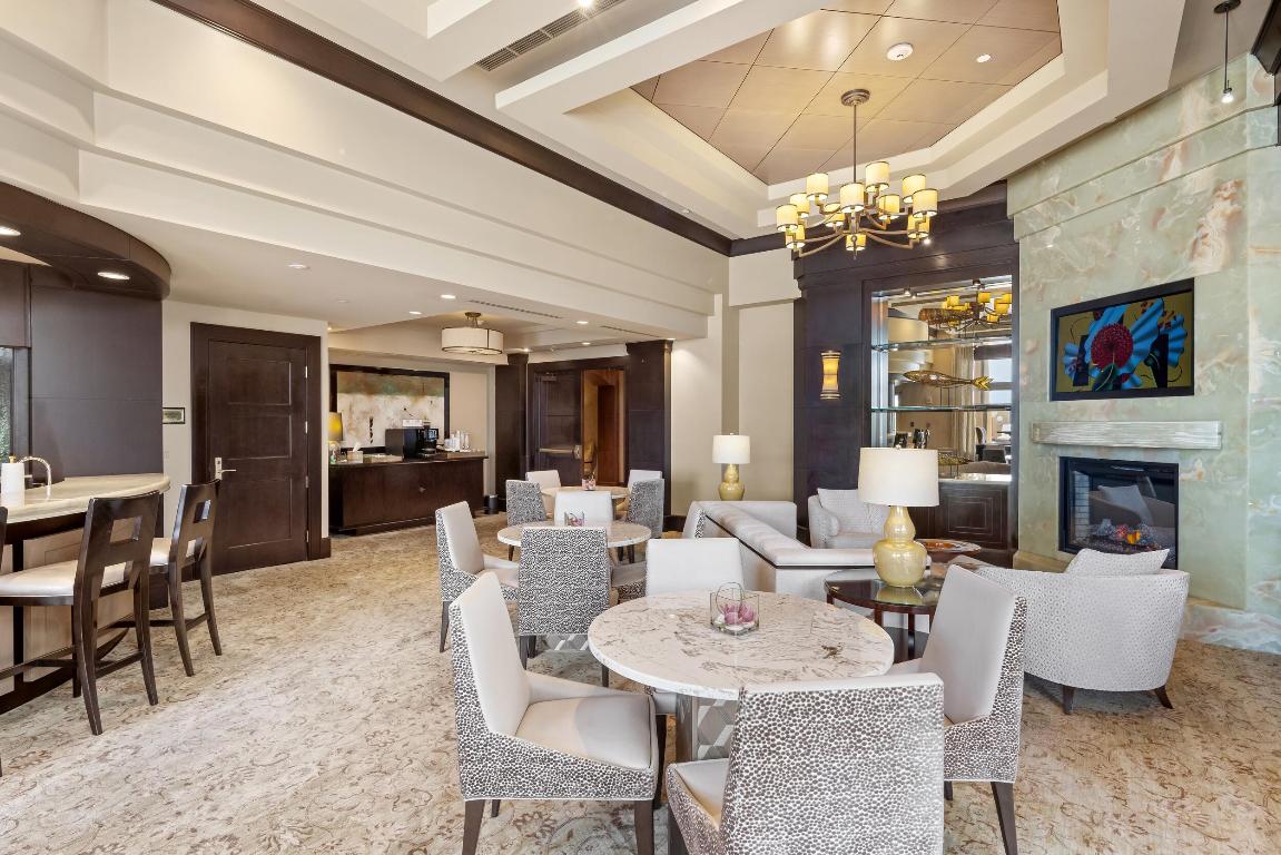 Luxuria - Residential