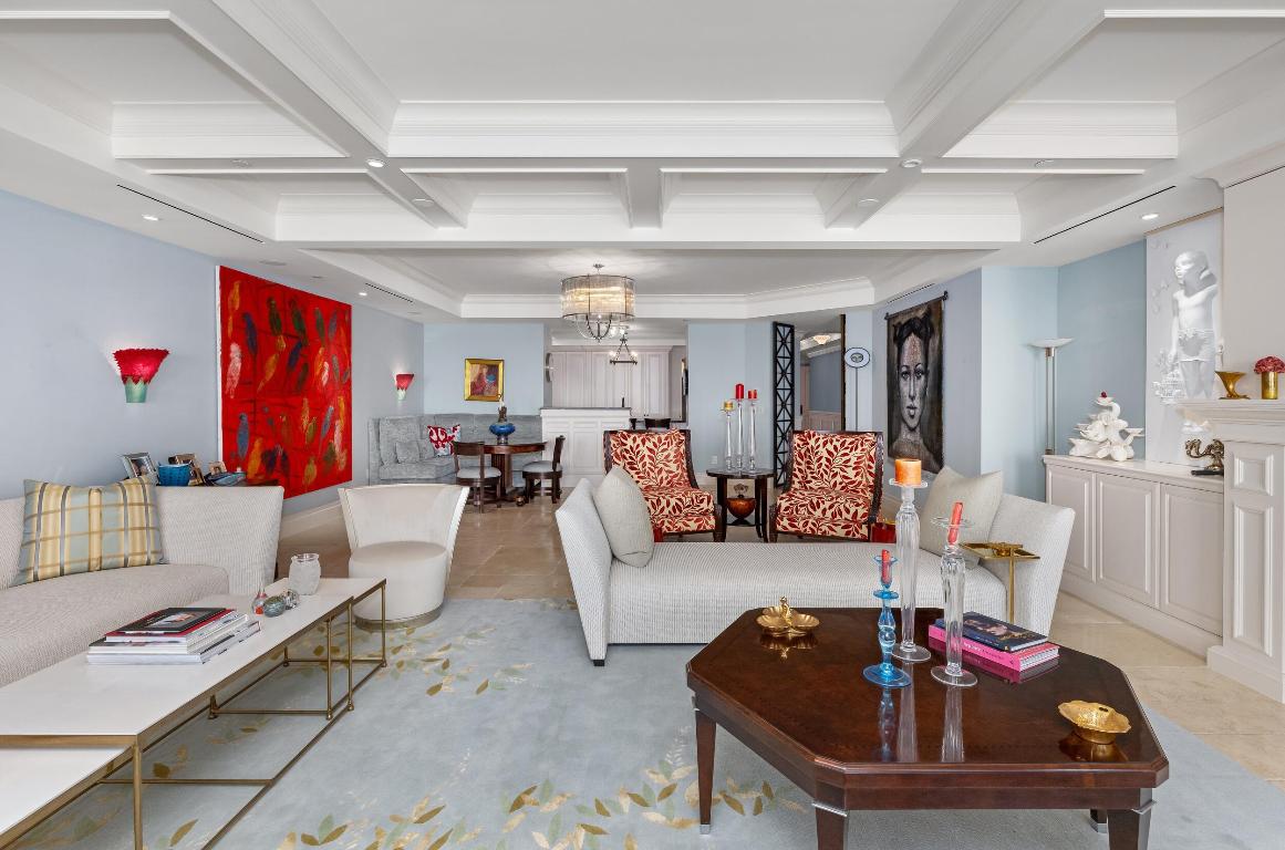 Luxuria - Residential