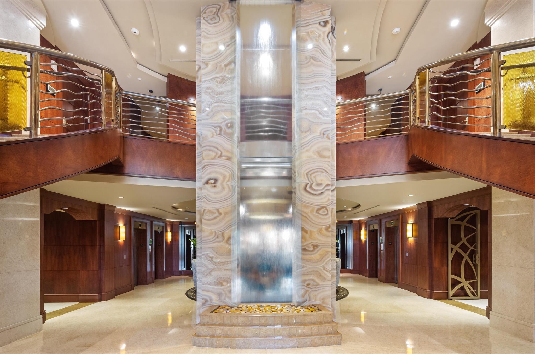 Luxuria - Residential