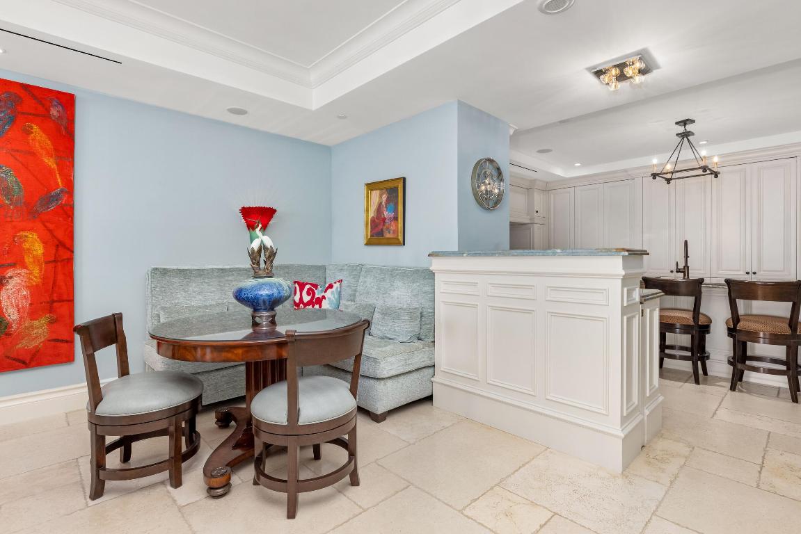 Luxuria - Residential