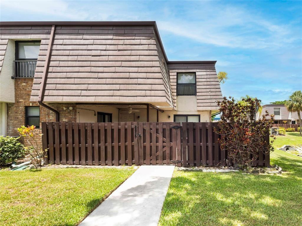 PARKSIDE - Residential