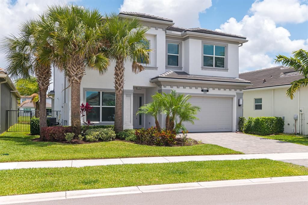 Photo of 9711 Celtic Sea Lane, Delray Beach, FL 33446 (MLS # R10718331)