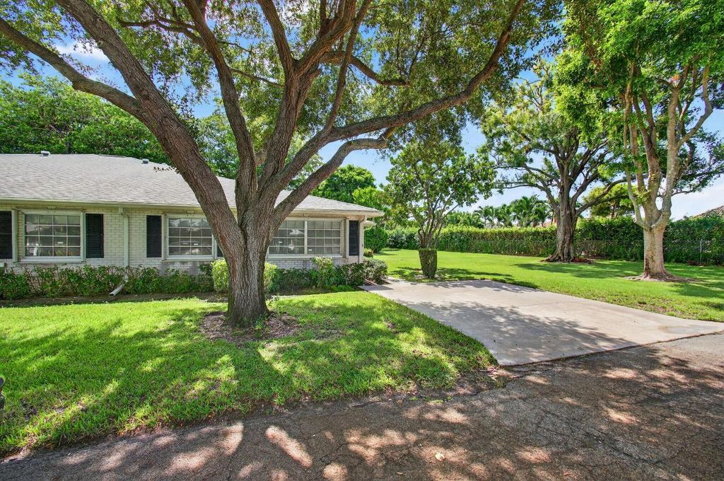 Photo of 10170 40th Way #258, Boynton Beach, FL 33436 (MLS # R11115297)