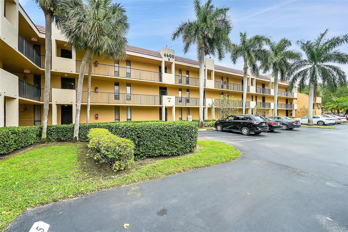 Coral Gate - Residential