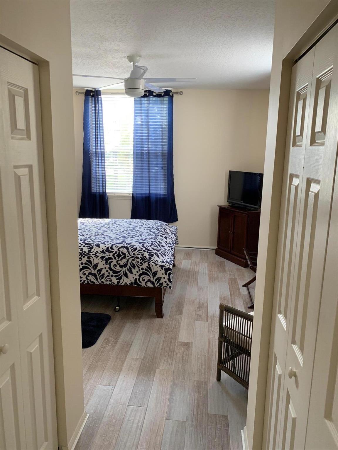 GARDEN RESIDENCES AT CITYPLACE CONDO - Residential