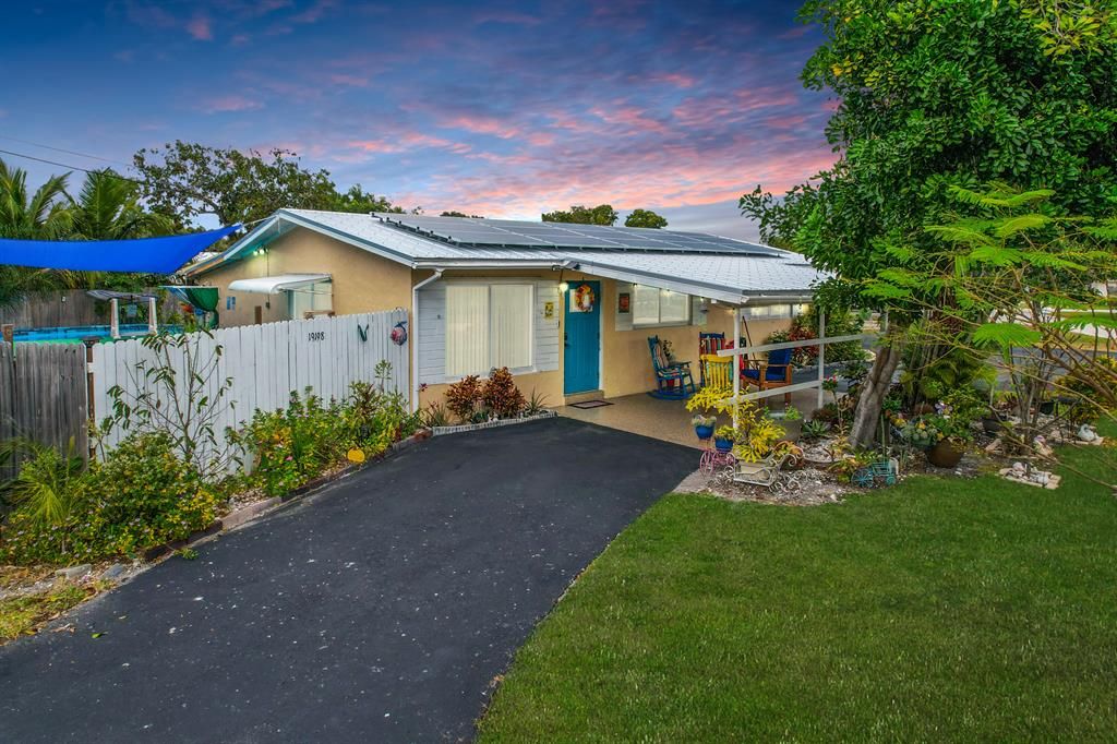 Photo of 19198 SE Bryant Drive, Tequesta, FL 33469 (MLS # R10879121)