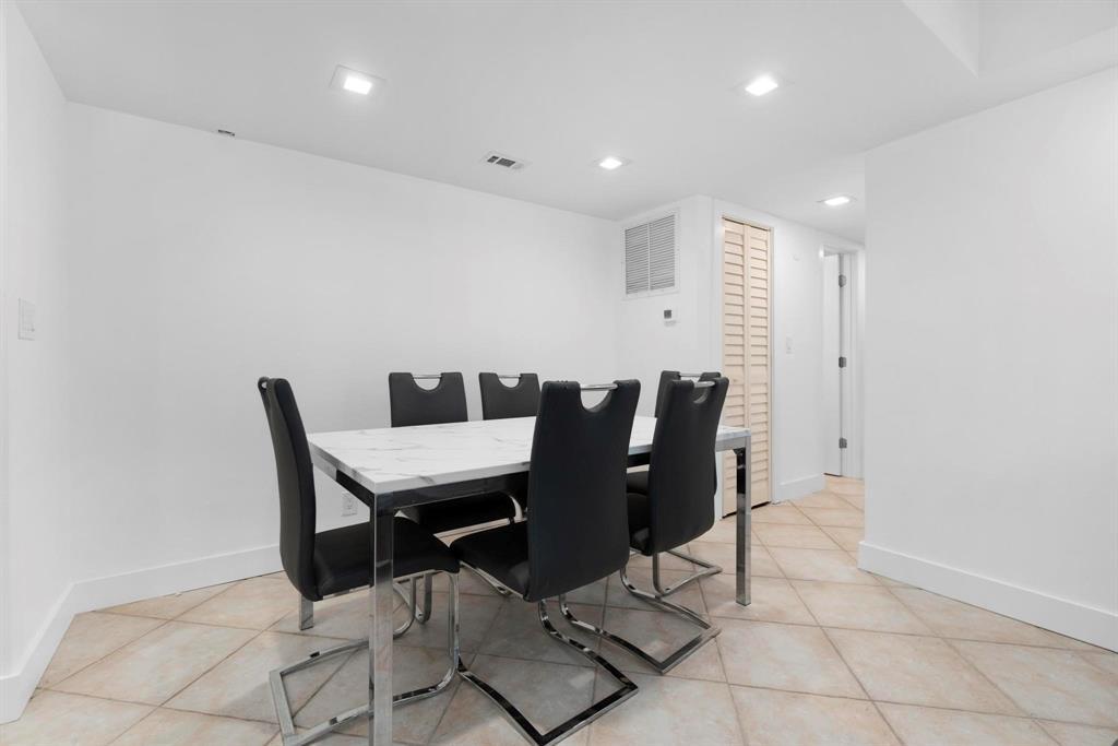 WHITTIER TOWERS APTS ASSOC INC - Residential