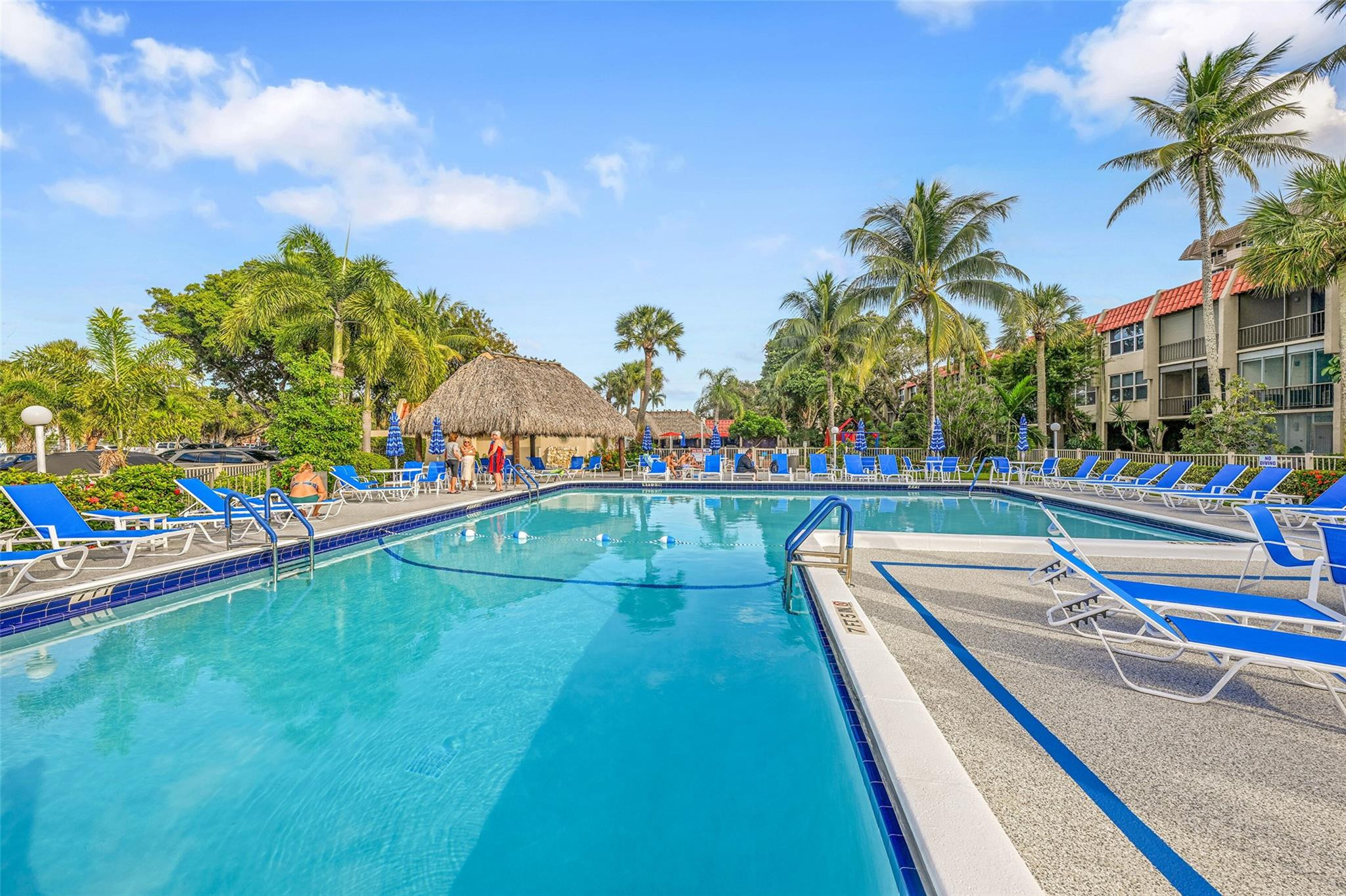 Island Club - Residential