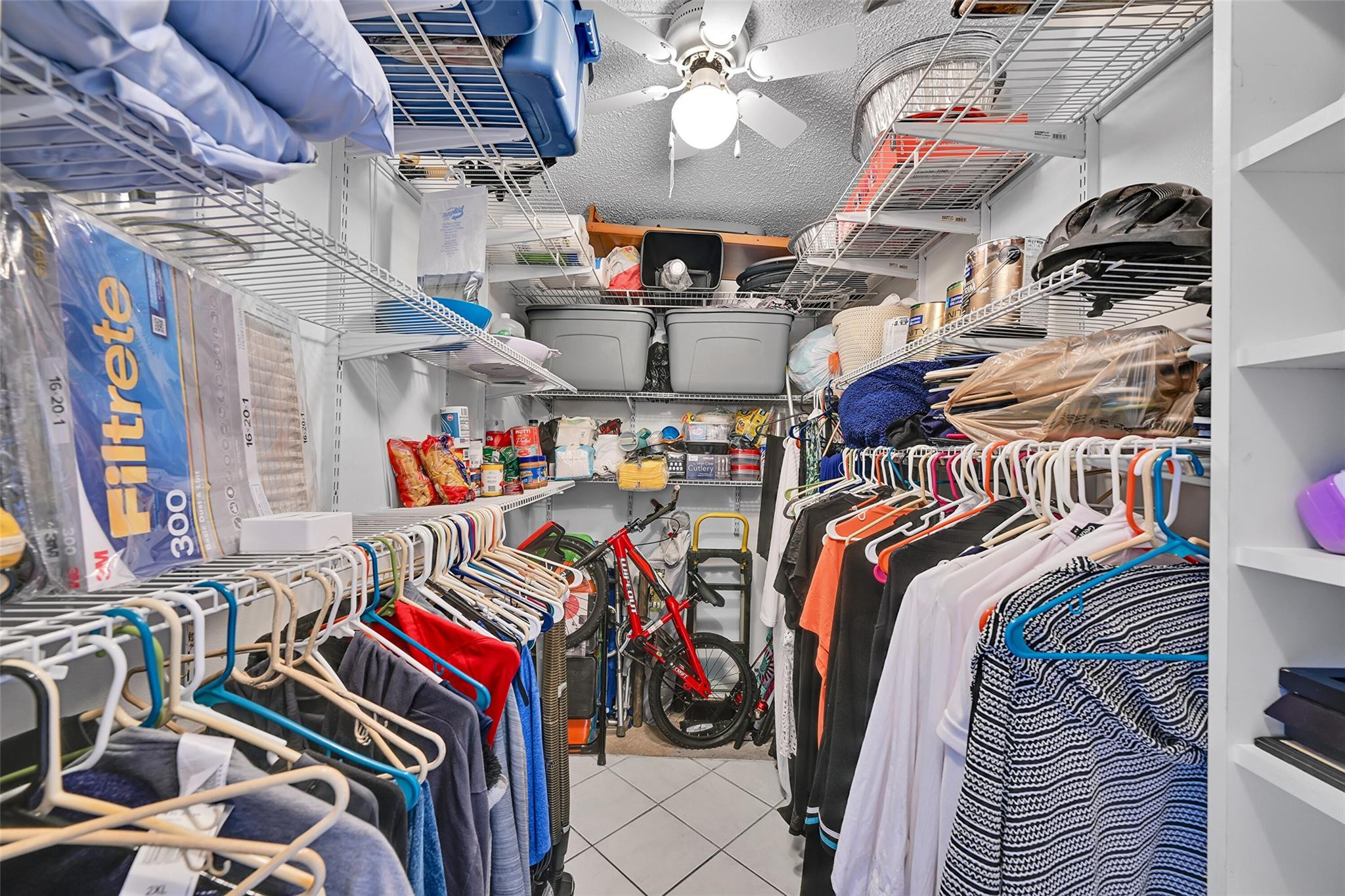 Island Club - Residential