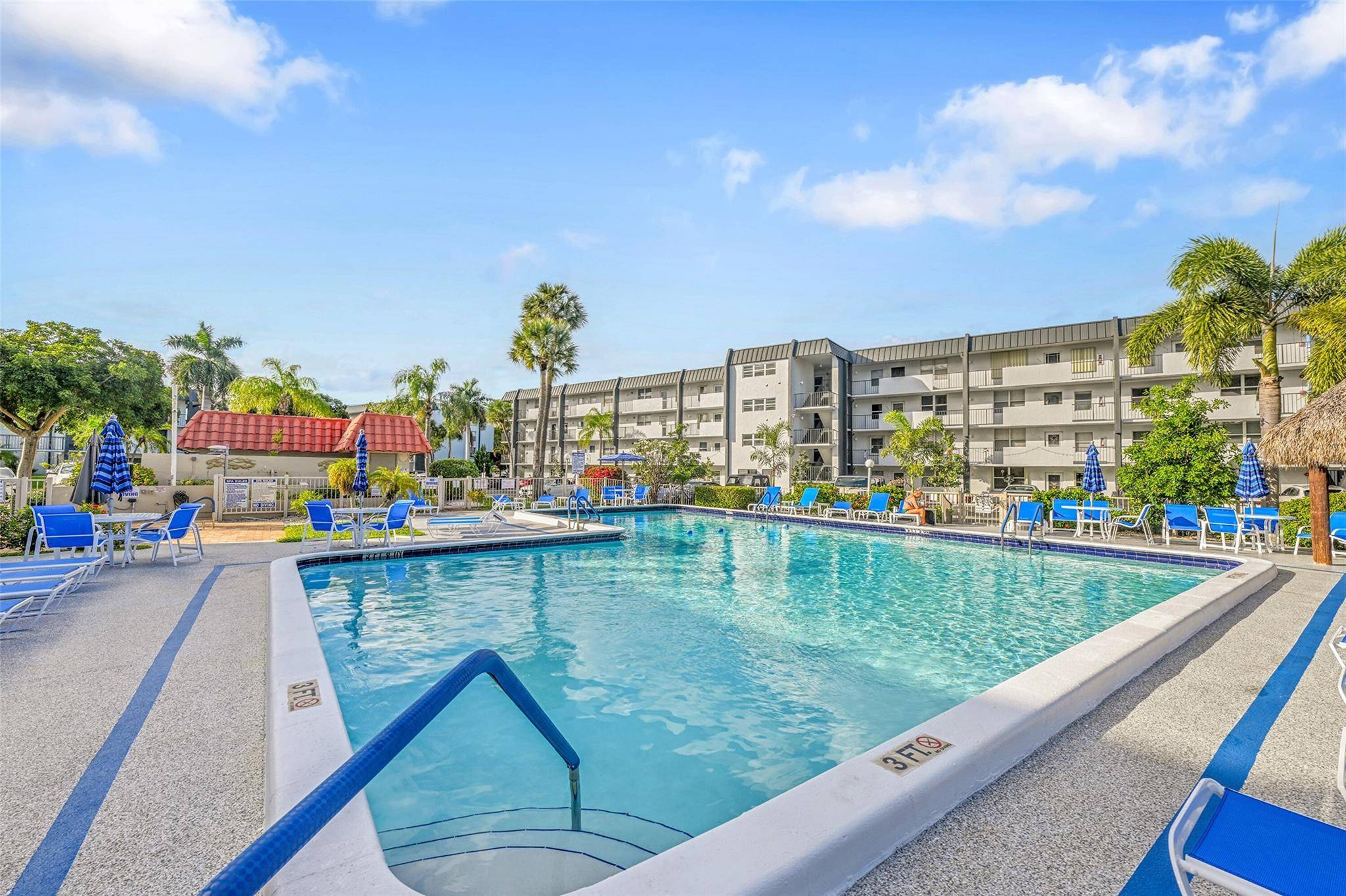 Island Club - Residential