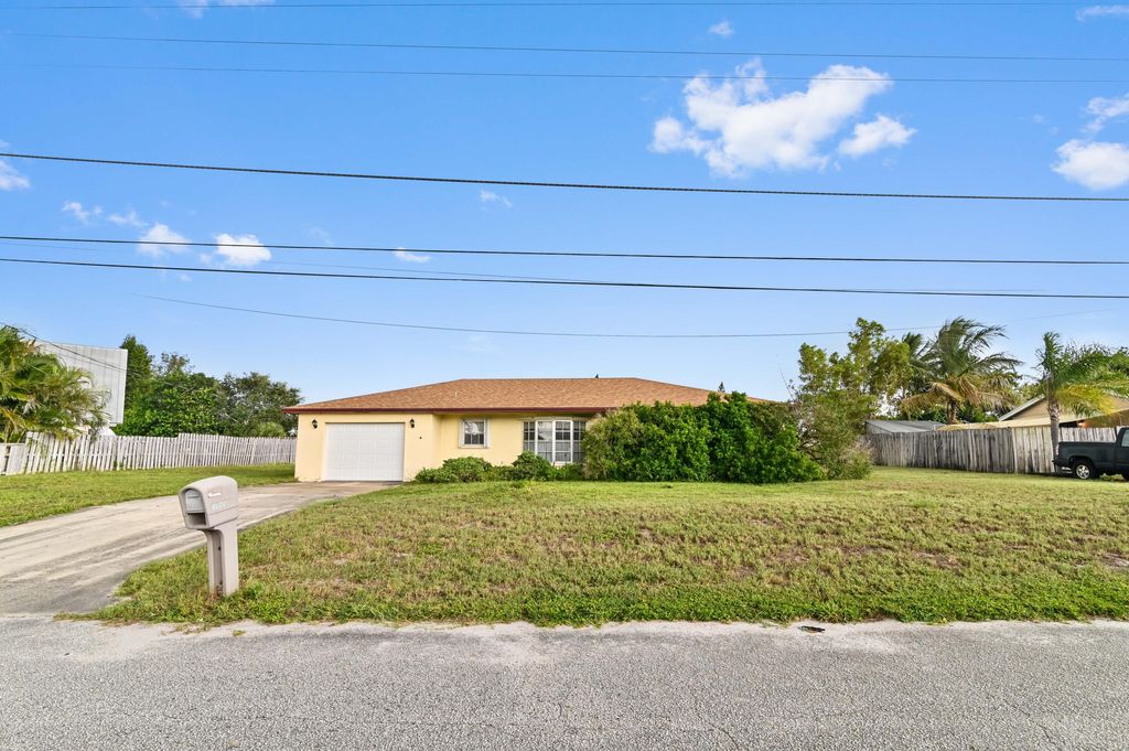 Photo of 3069 Buccaneer Road, Lake Worth, FL 33462 (MLS # R11010768)