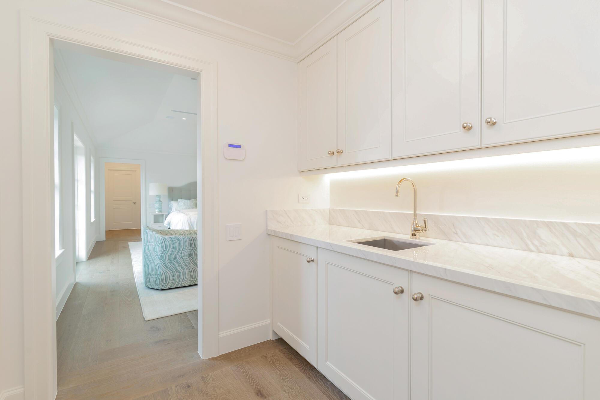 MIRAMAR SHORES - Residential