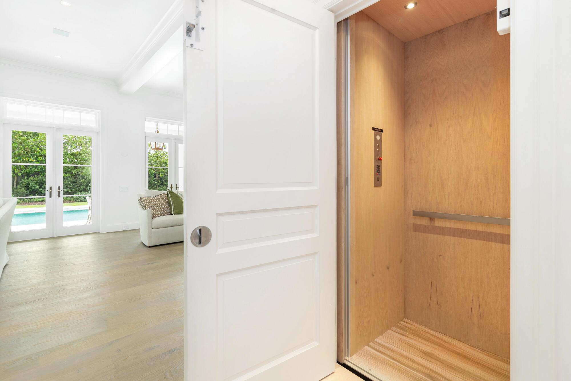 MIRAMAR SHORES - Residential