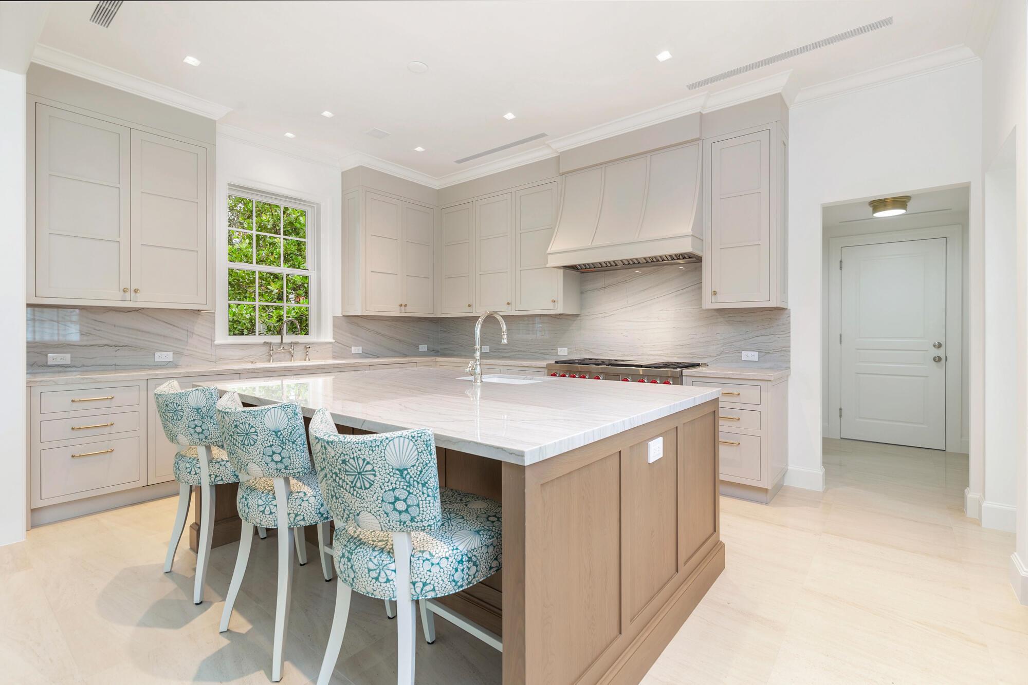 MIRAMAR SHORES - Residential