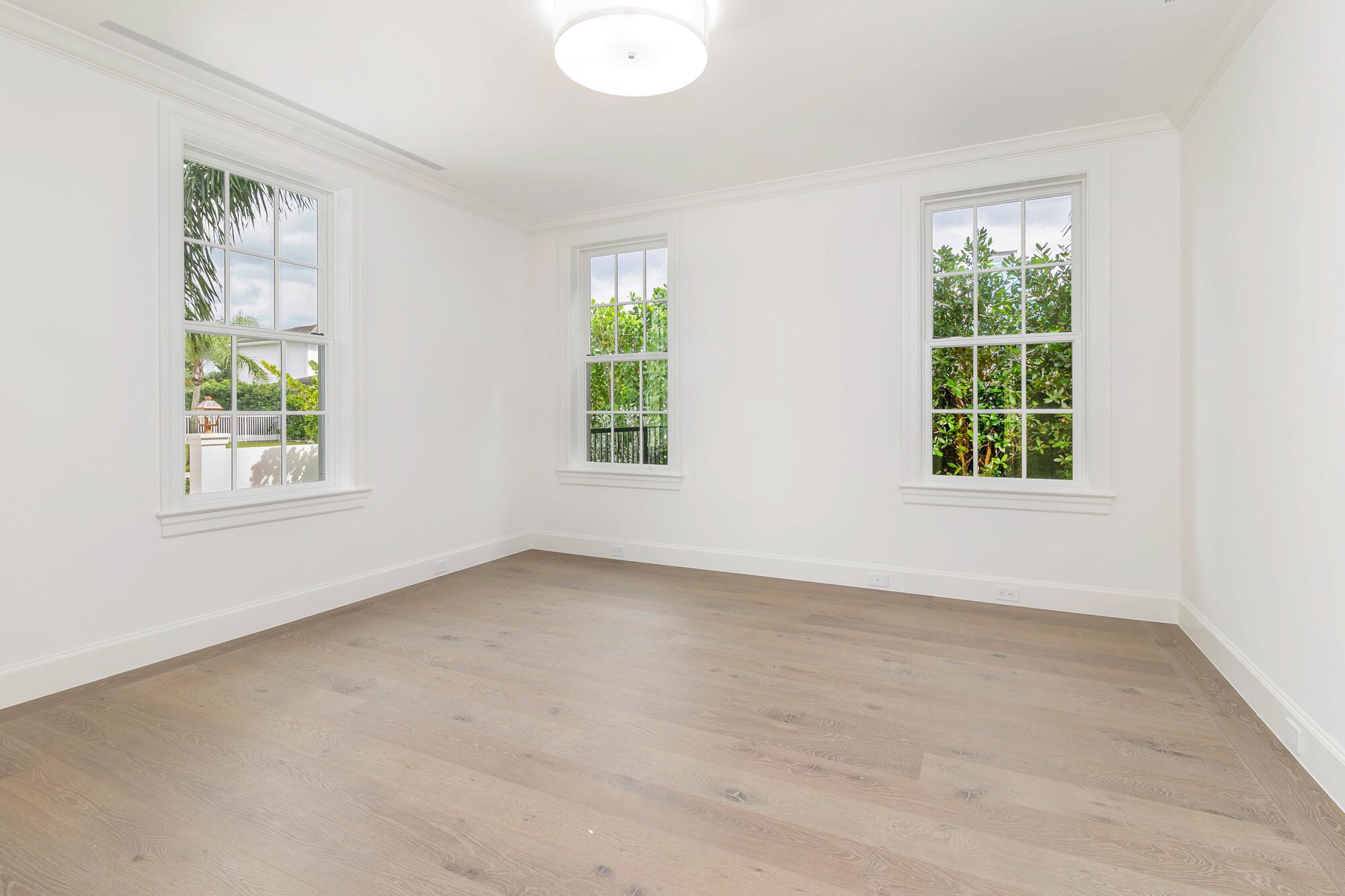 MIRAMAR SHORES - Residential