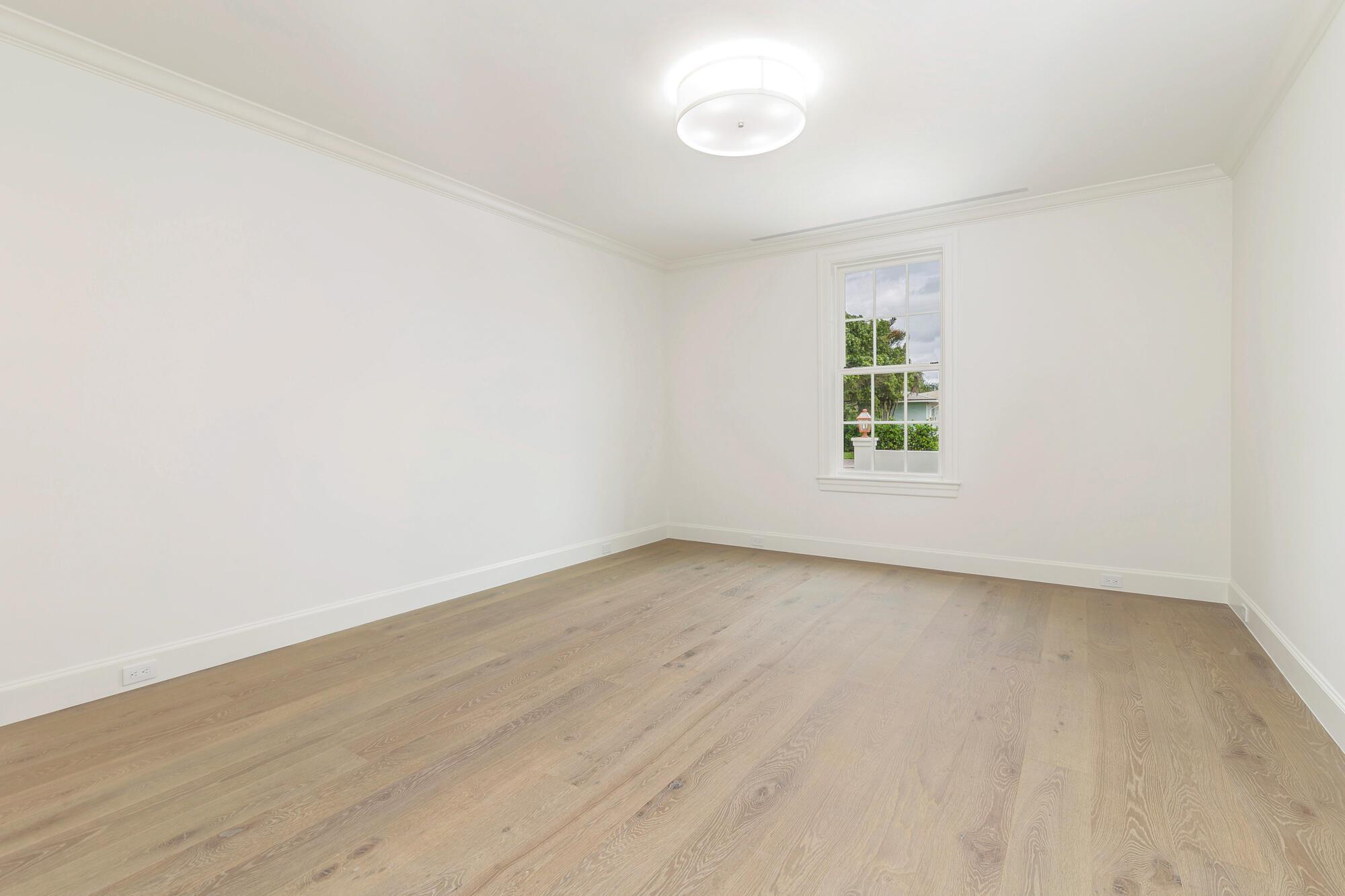 MIRAMAR SHORES - Residential