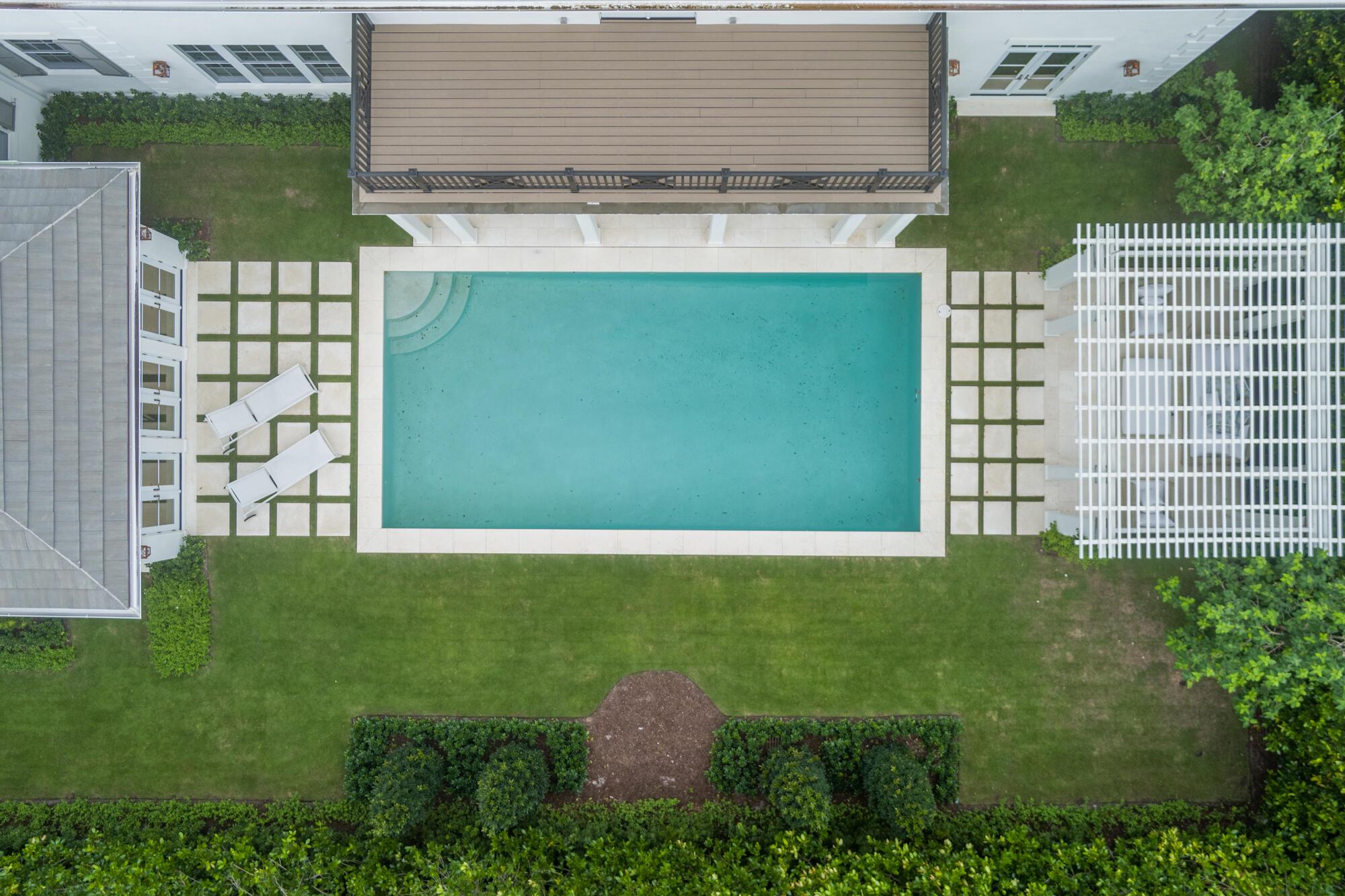 MIRAMAR SHORES - Residential