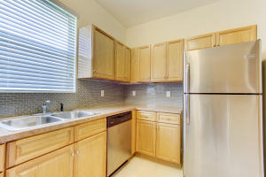 OCEAN BREEZE WEST - Residential