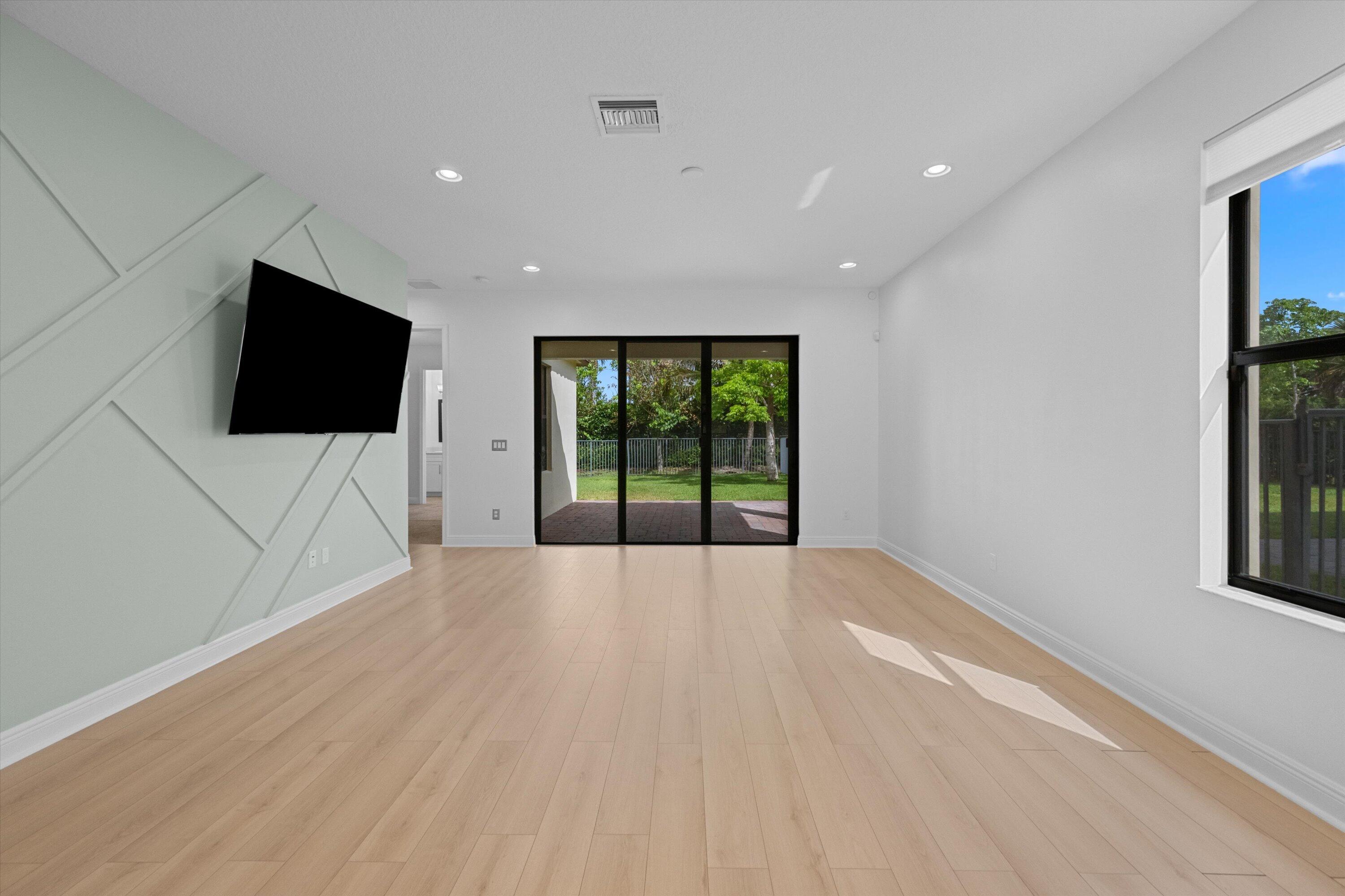 SKY COVE - Residential