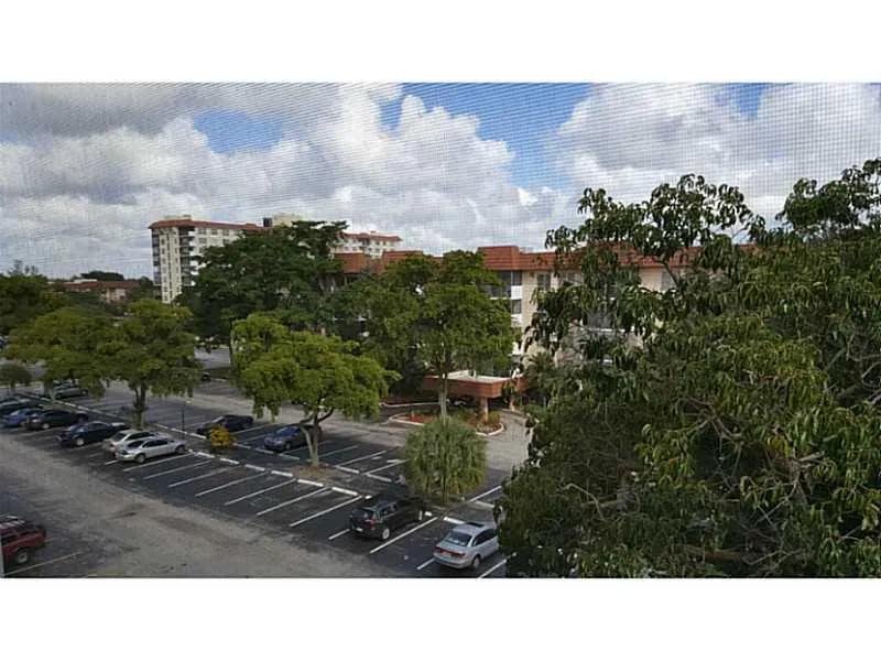 4168 Inverrary Dr Unit 102  