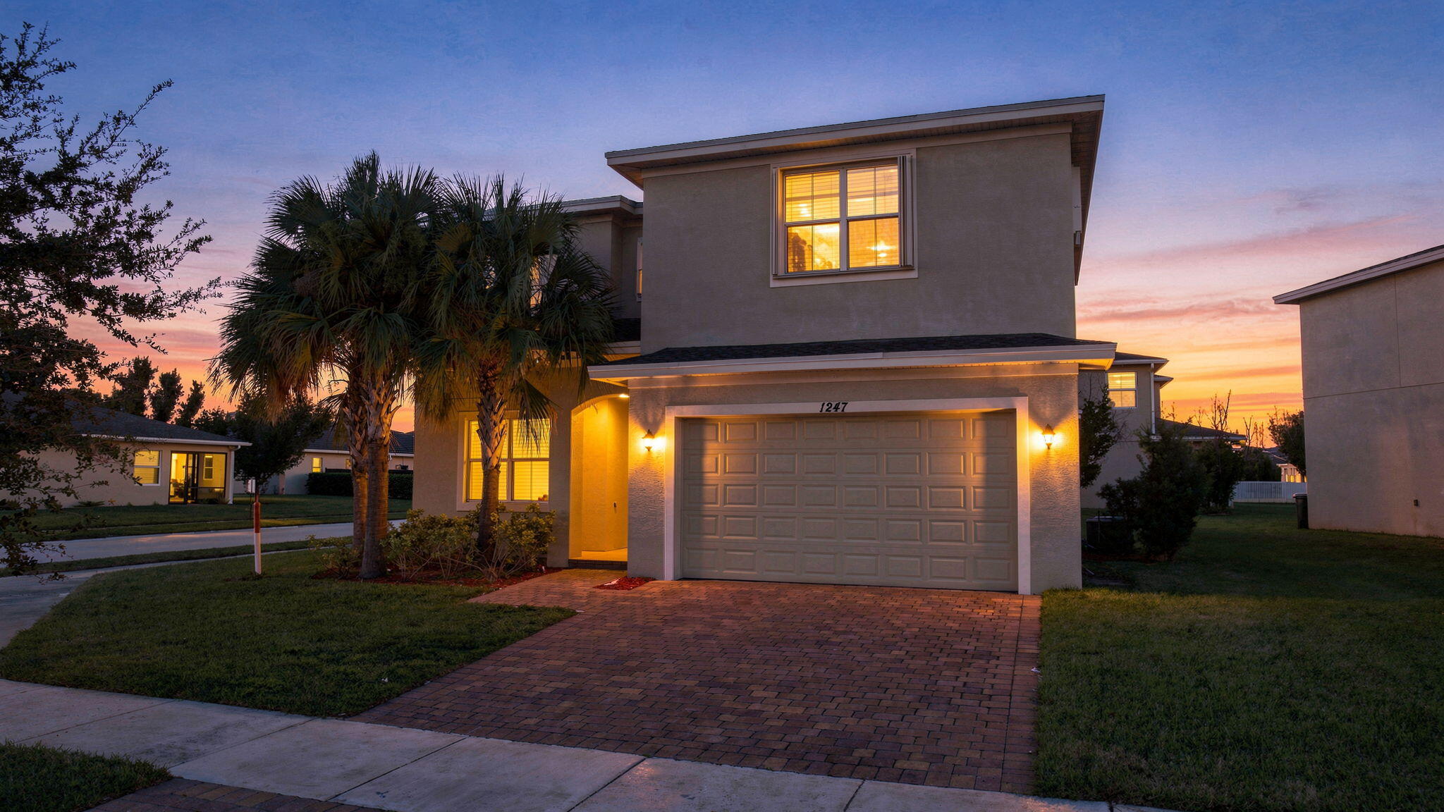 1247 NW LEONARDO Circle