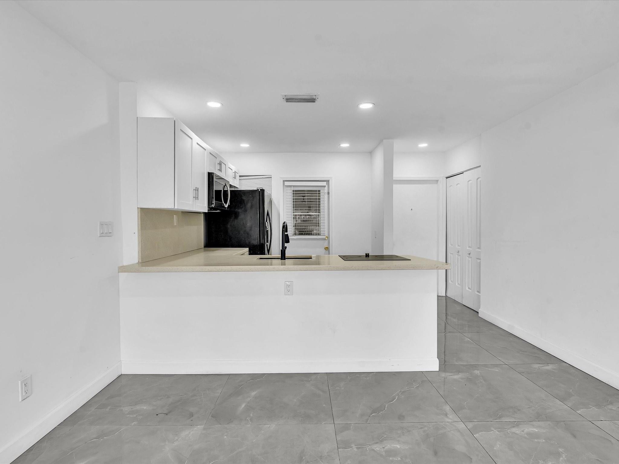 ARROWHEAD CONDO NO. II - Residential