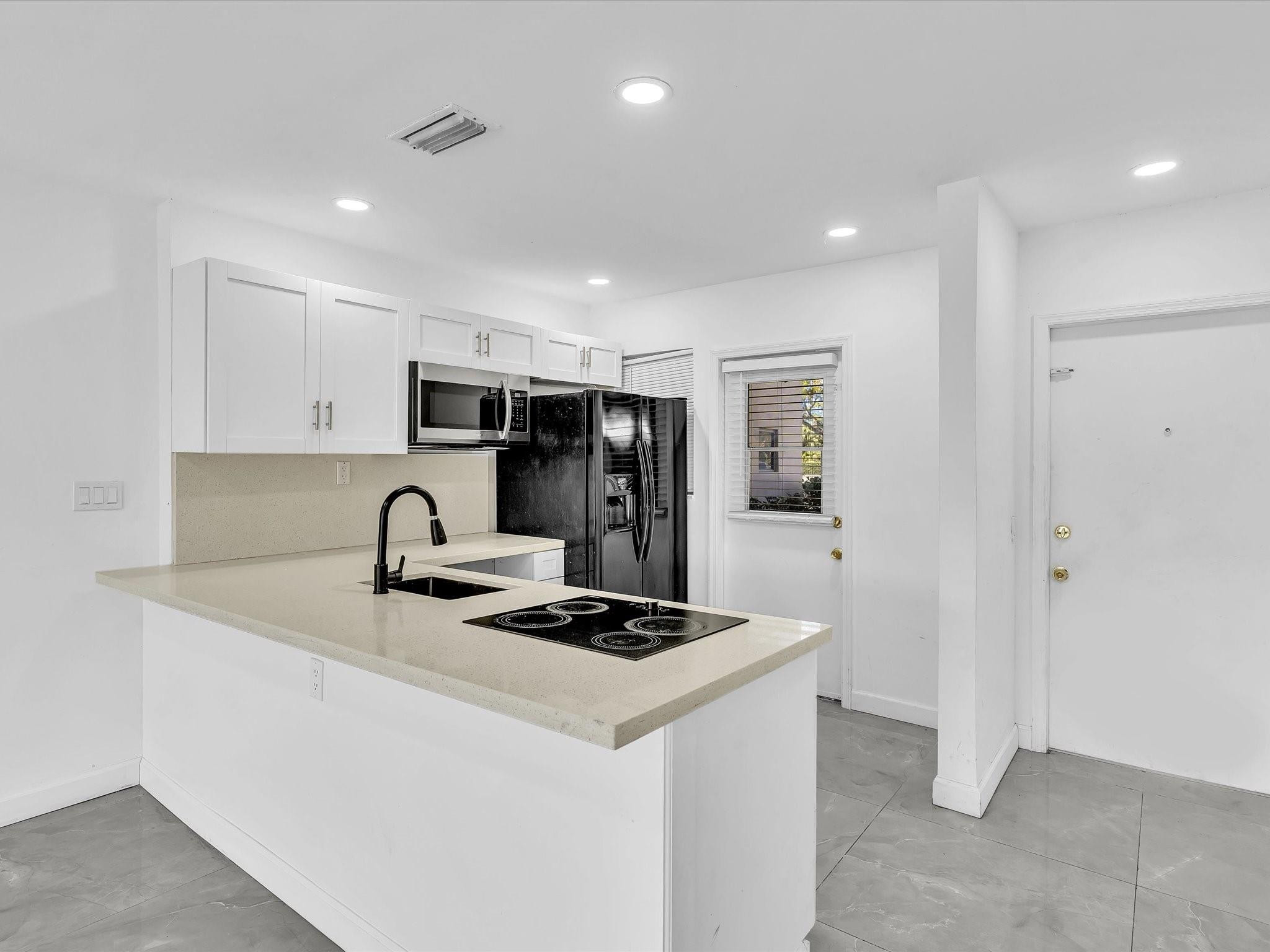 ARROWHEAD CONDO NO. II - Residential