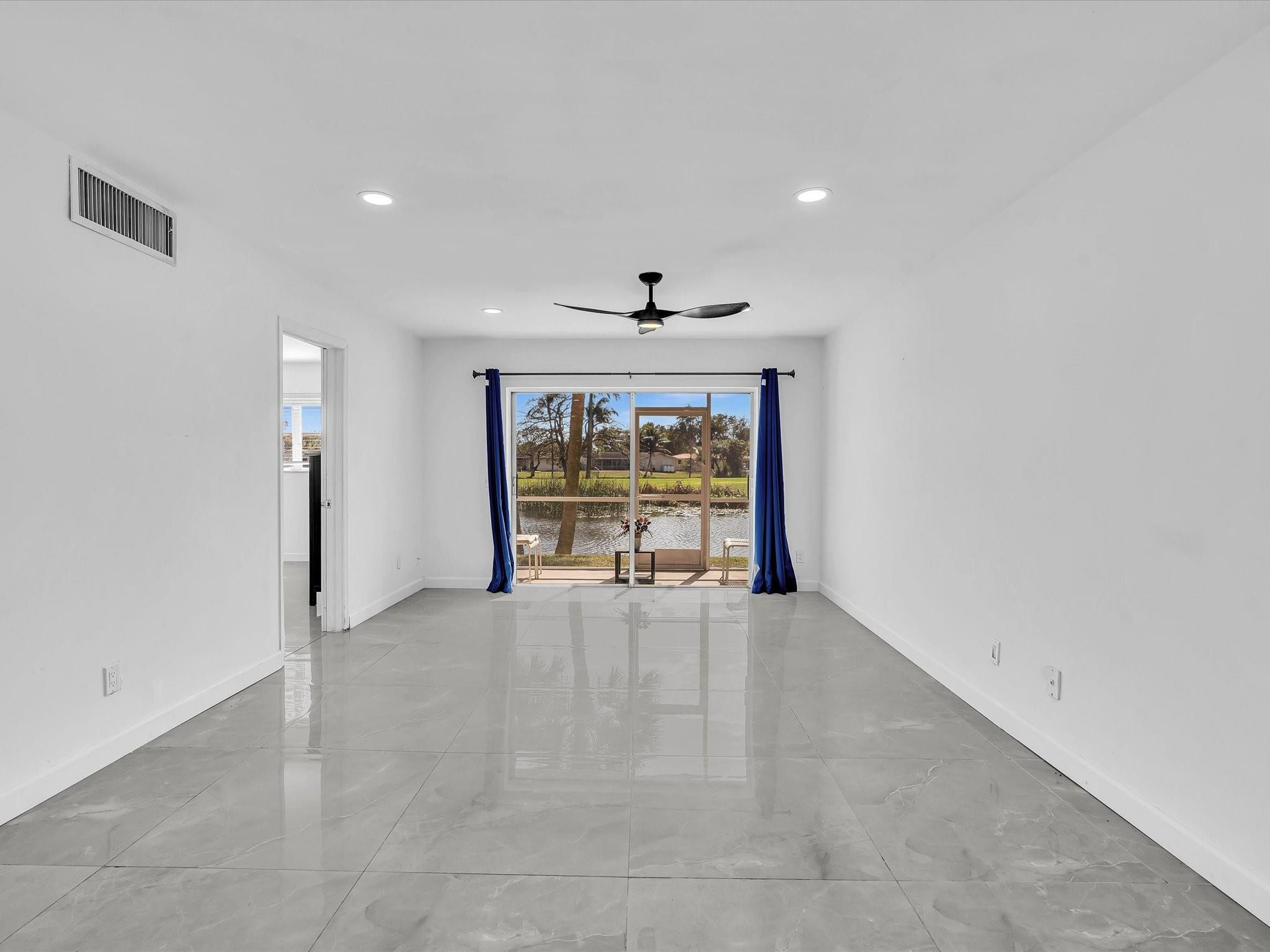 ARROWHEAD CONDO NO. II - Residential