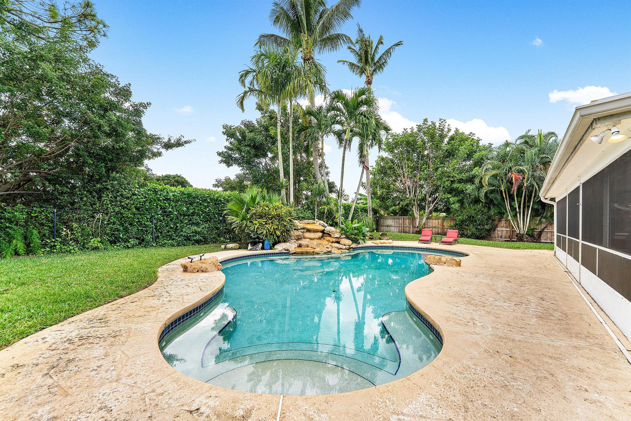 EASTWOOD OF WELLINGTON - Residential