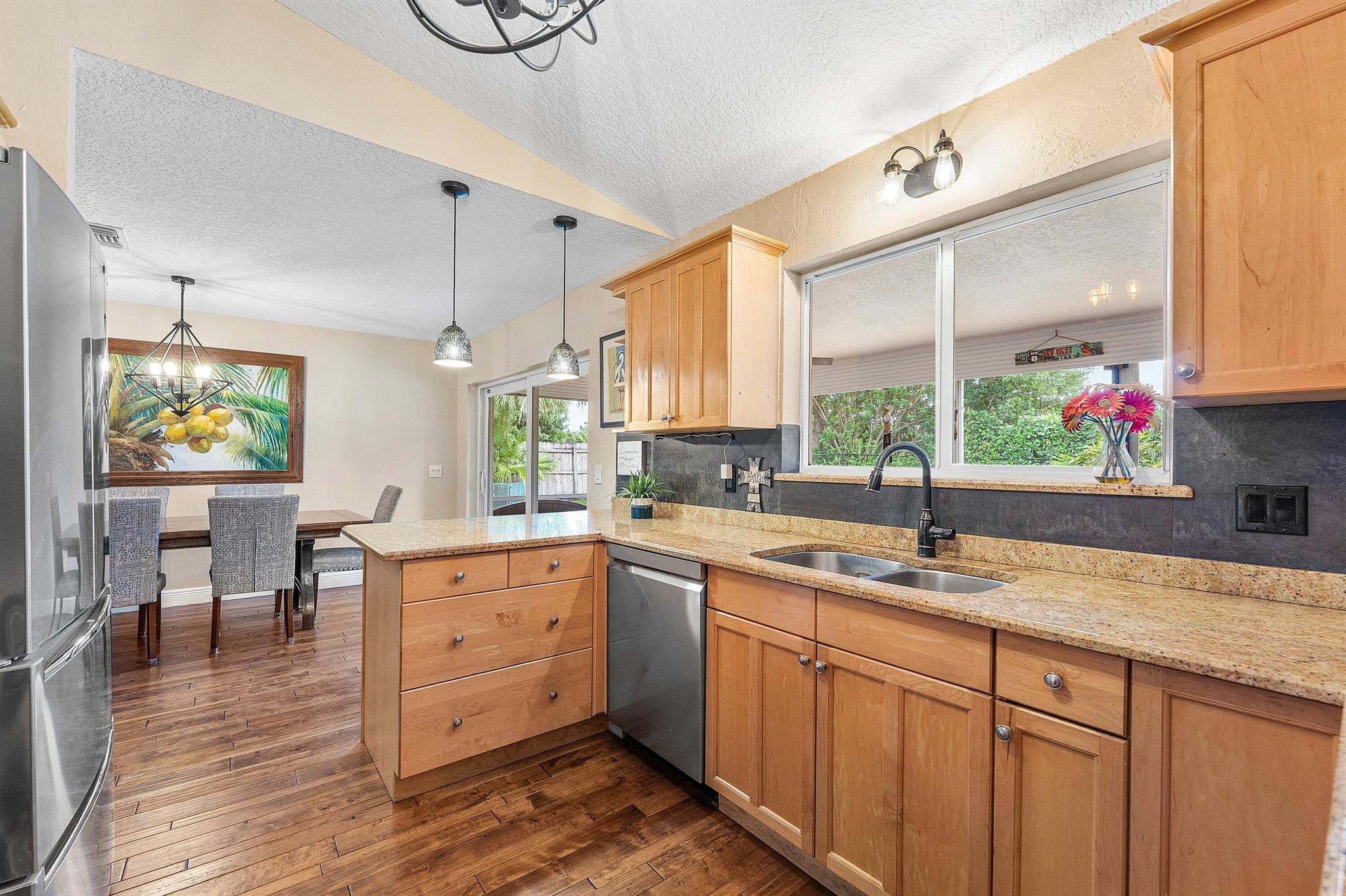 EASTWOOD OF WELLINGTON - Residential